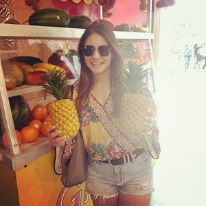 Meet your Posher, Maria